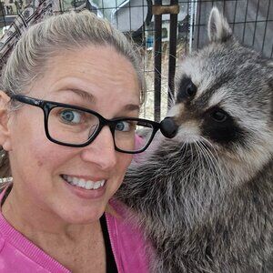 Meet your Posher, Tina